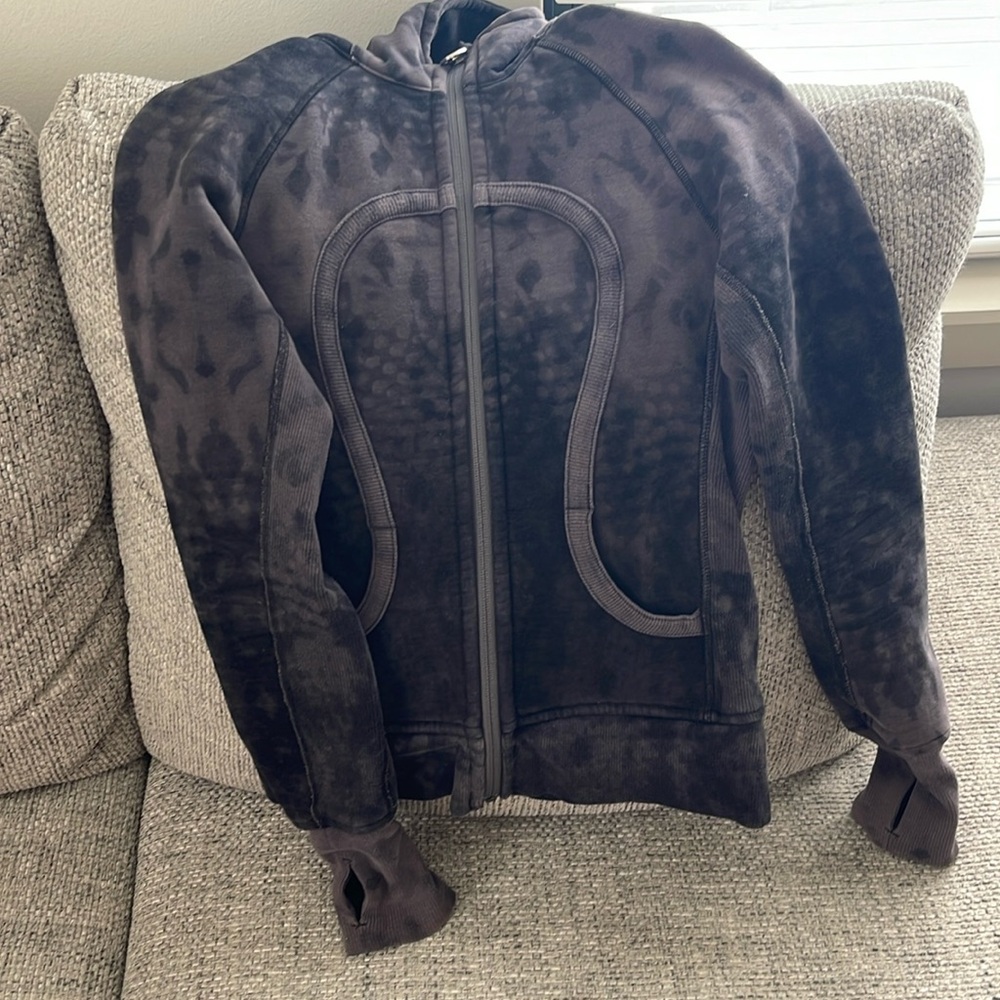 Lululemon Scuba Zip-Up Hopdie